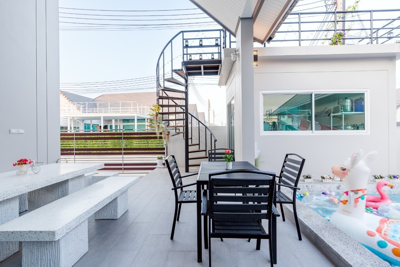 LINE_ALBUM_1322024_240224_6