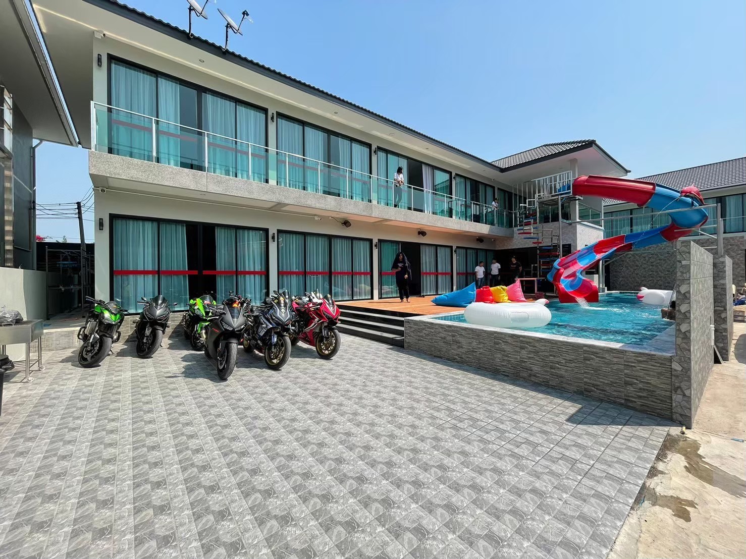 LINE_ALBUM_บ้าน P Henry_ App Poolvilla Huahin6 ห้องนอน8ห้องนำ_240318_6