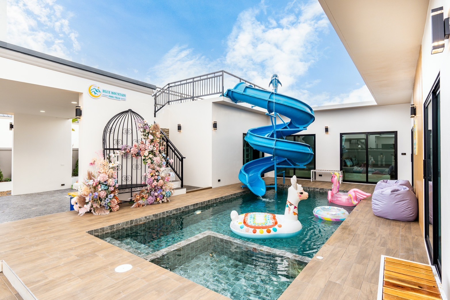 LINE_ALBUM_บ้านBlue moutrain มี 4 นอน 5 น้ำ_240425_99